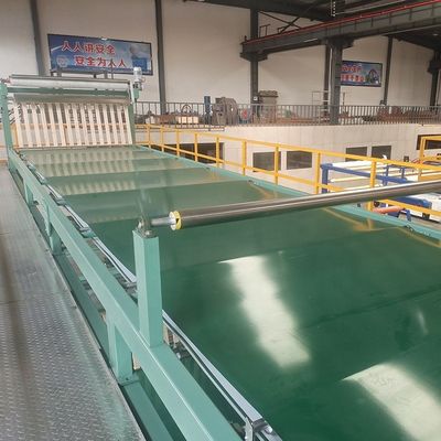 50KW ΑΥΤΟΜΑΤΙΚΟ Σφουγγάρι Σφουγγάρι Φωτιά Φλόγα Λαμινιστική Μηχανή για το χαλί Φτιάχνοντας μέχρι 1800m
