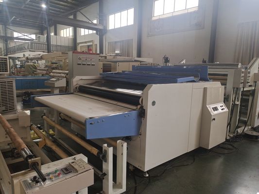 500mm-3000mm MAXΕπιτυχής πλάτος πλάτος μηχανή λαμινισμού για θερμοπλαστικά υλικά